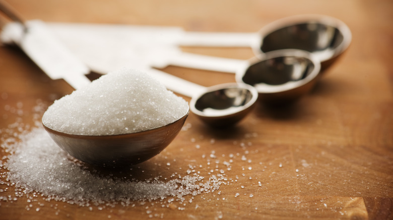 Tablespoon of sugar