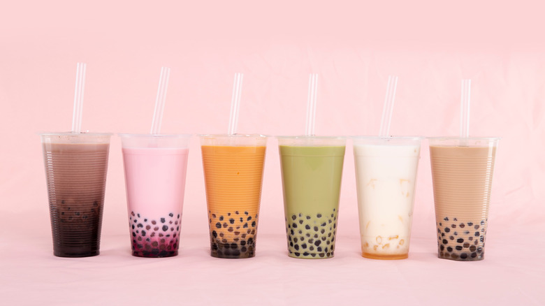 Six varieties of bubble tea