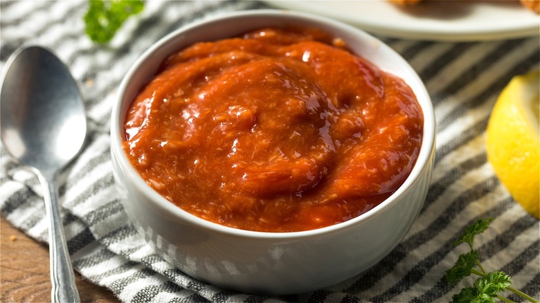Cocktail sauce in bowl 