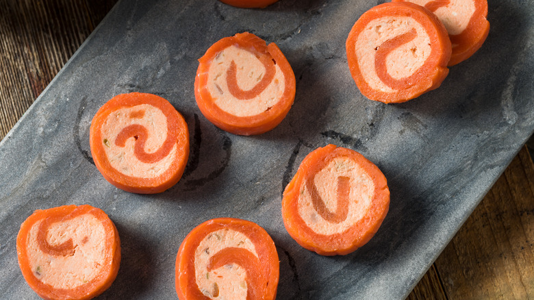 smoked salmon pinwheels