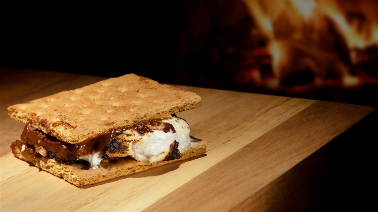 Classic s'more on wooden table 