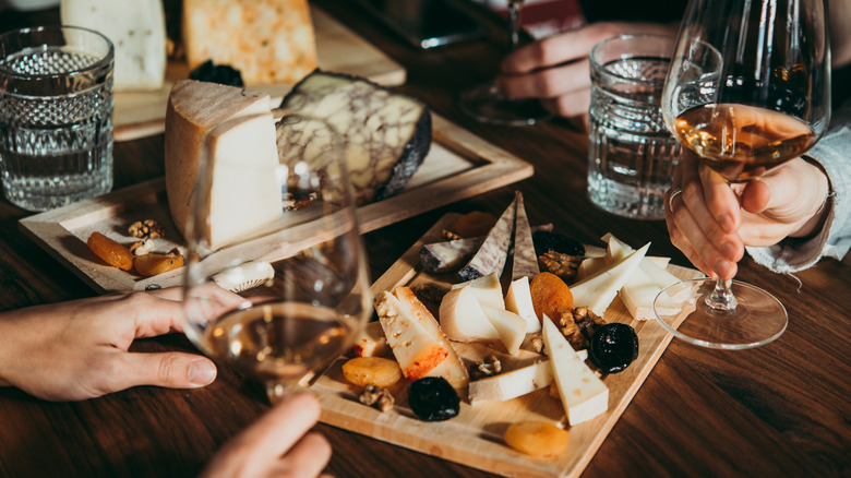 French cheese platter