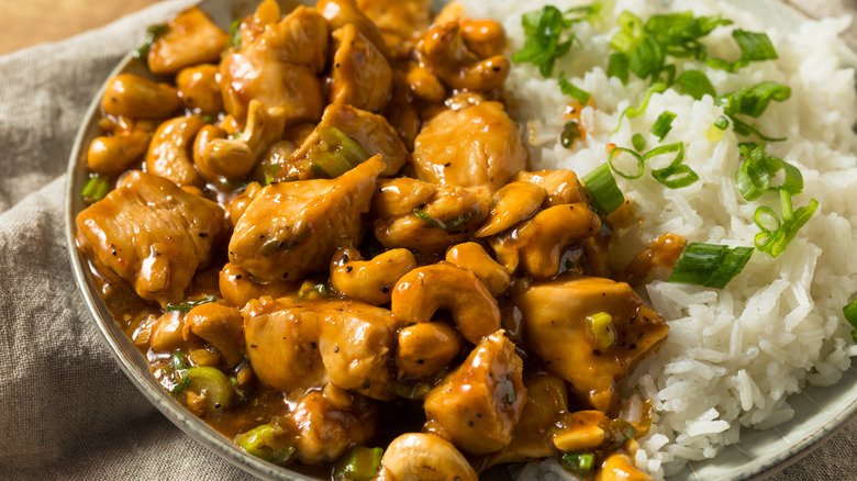 Cashew chicken