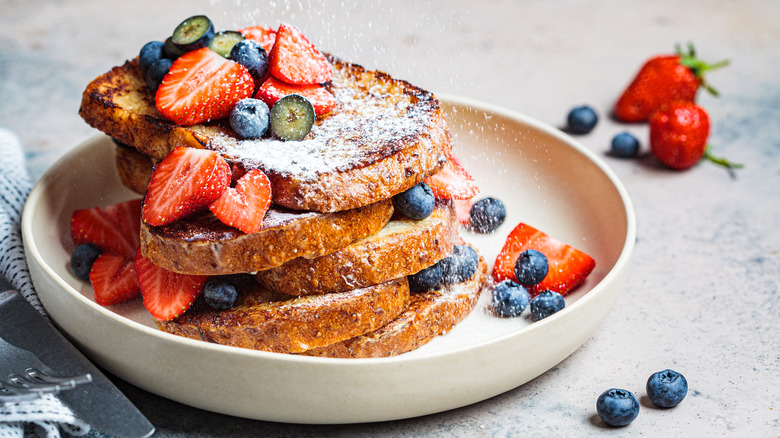 French toast topped with berries