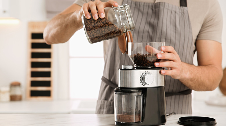 The Coffee Grinder Mistake That Leads To Acidic Coffee