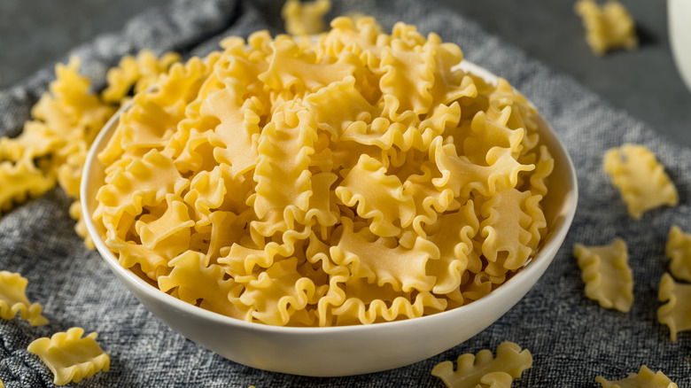 bowl of uncooked mafalda pasta