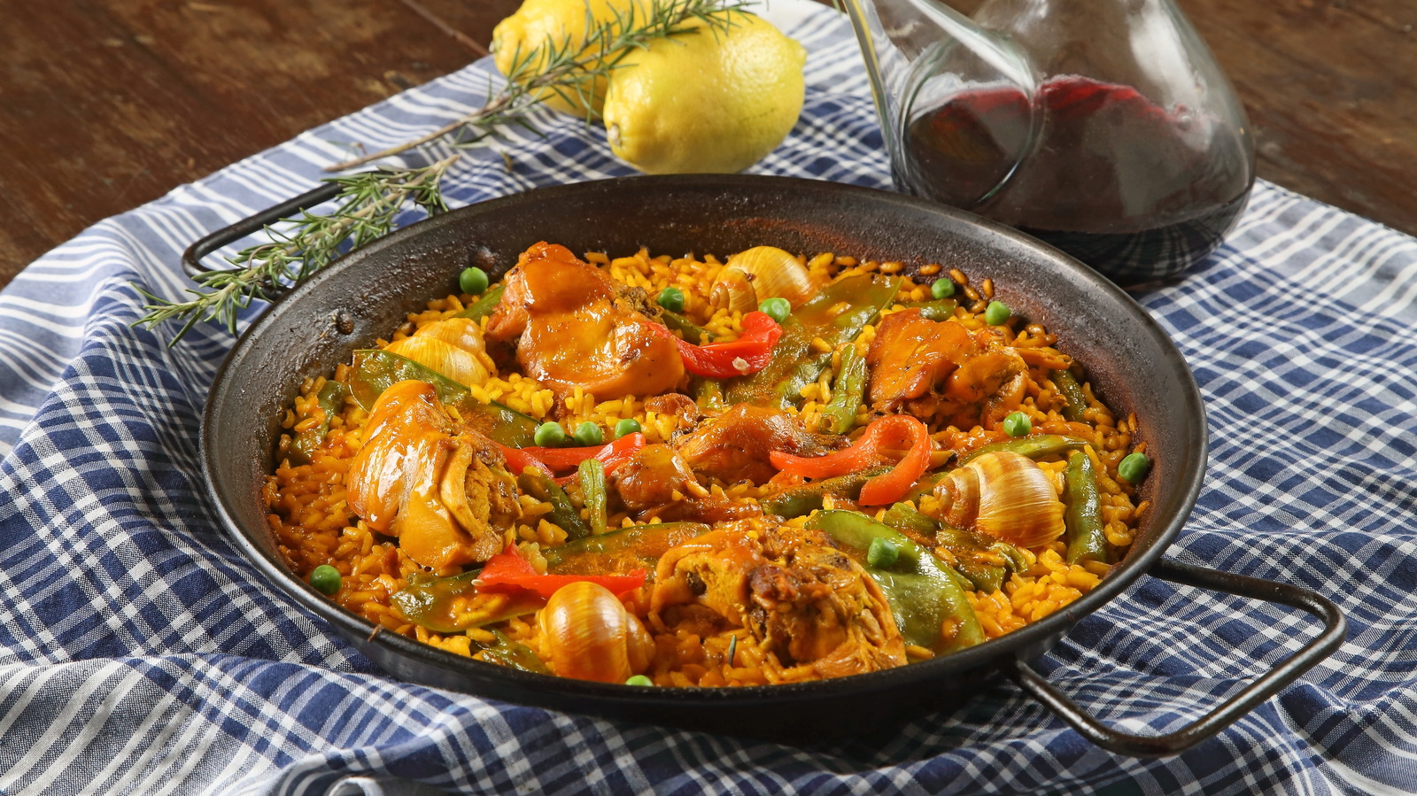 The Cookware You Should Use If You Don't Have A Paella Pan