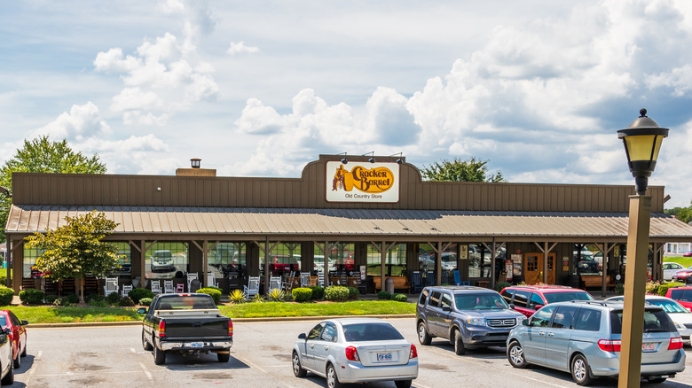 Cracker Barrel store