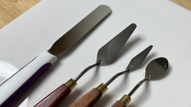 Array of various palette knives