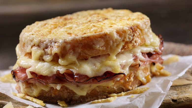 Monsieur croque sandwich