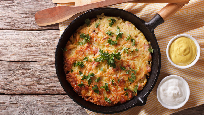 Potato rösti in a pan