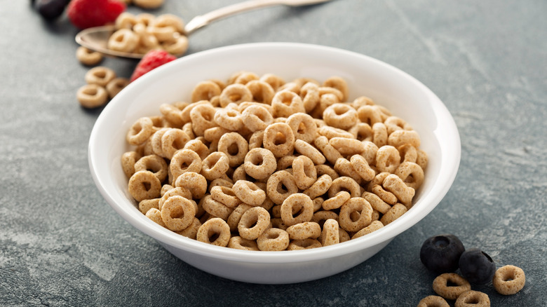 Bowl of cheerios