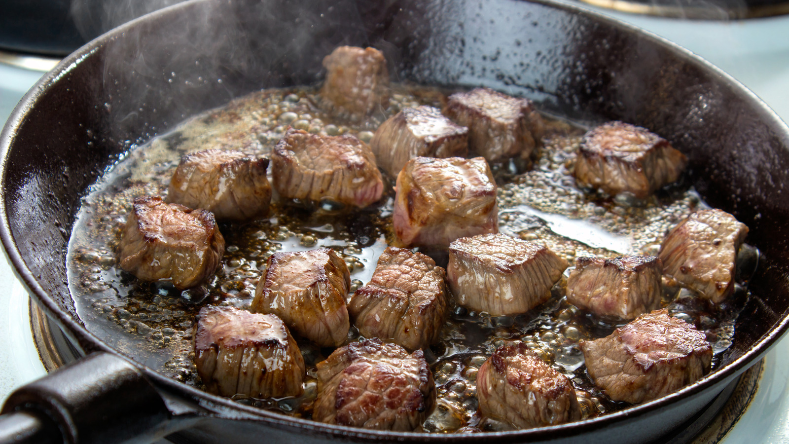 What's The Difference Between Searing And Browning Meat?