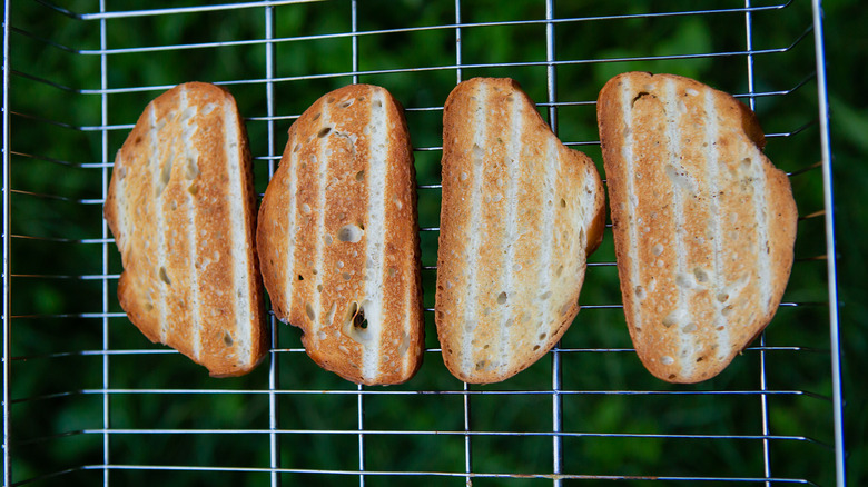 Toast on a wired rack