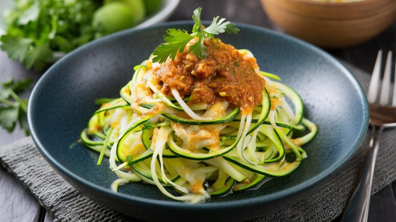 zucchini noodles with sauce