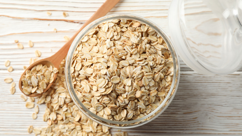 oatmeal in glass jar