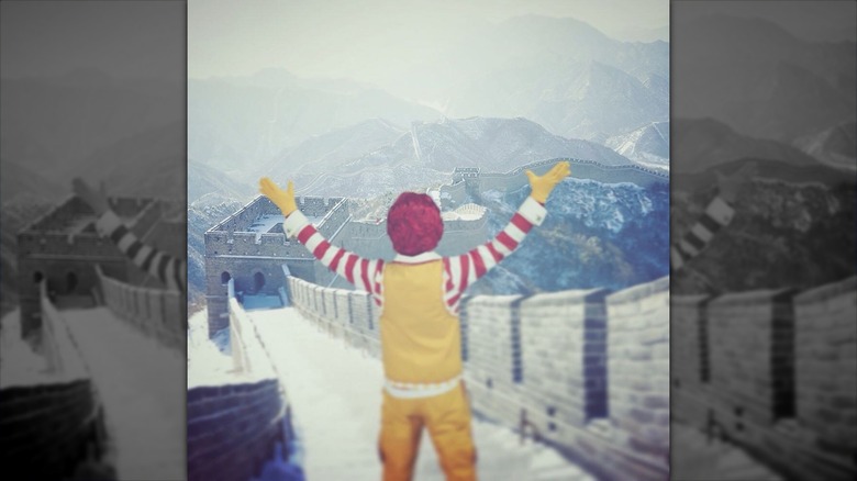 Ronald McDonald on Great Wall
