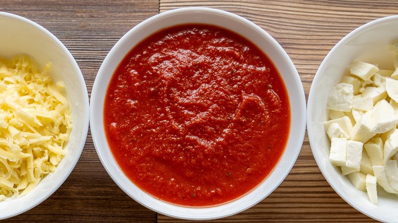 Bowl of pizza sauce