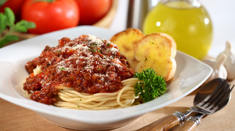 pasta with a side of garlic bread