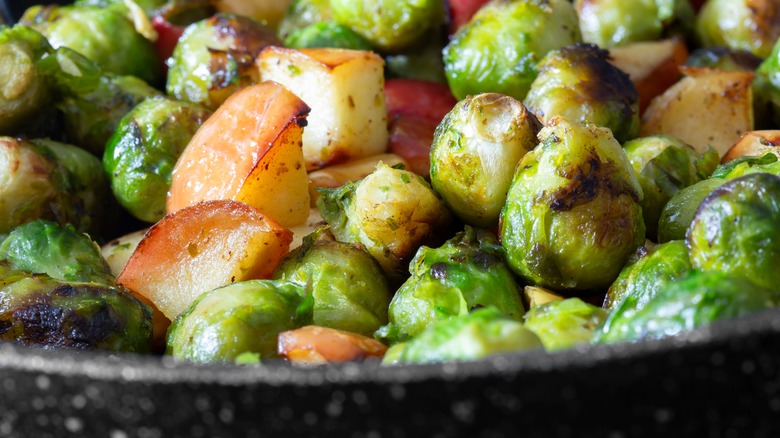 Brussel sprouts with roasted apples.