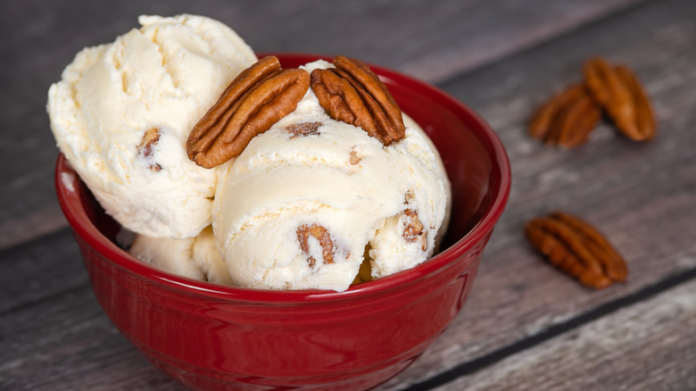 Butter pecan ice cream and pecans