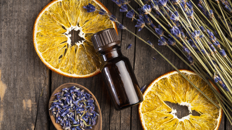 Dried lavender and lemon slices