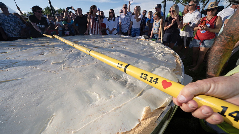 2023 key lime pie world record measurement