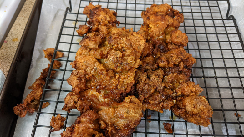 Fried chicken on a wire rack