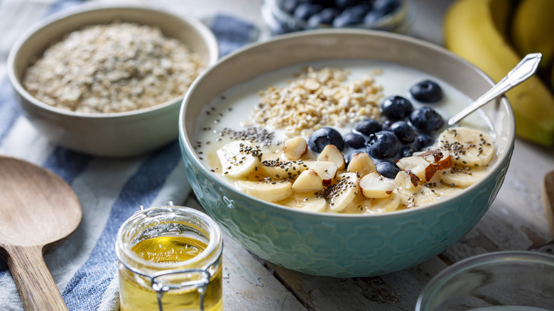 muesli with fruit and yogurt