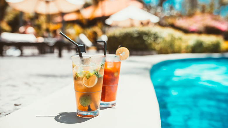 Poolside ledge with drinks