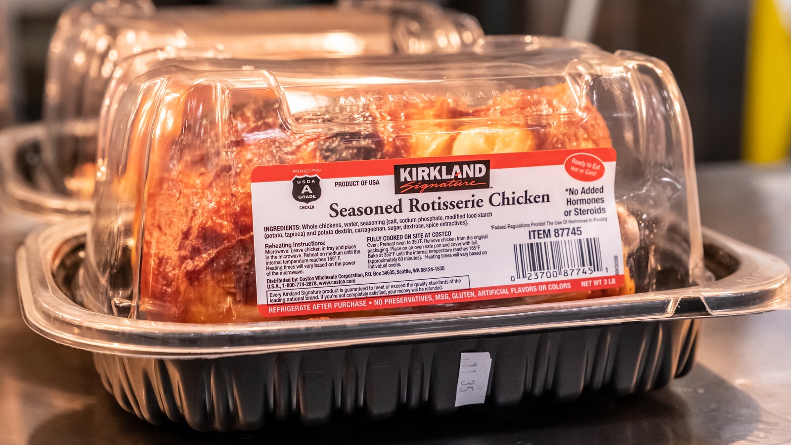 the-genius-costco-rotisserie-chicken-pizza-combo-that-was-in-front-of