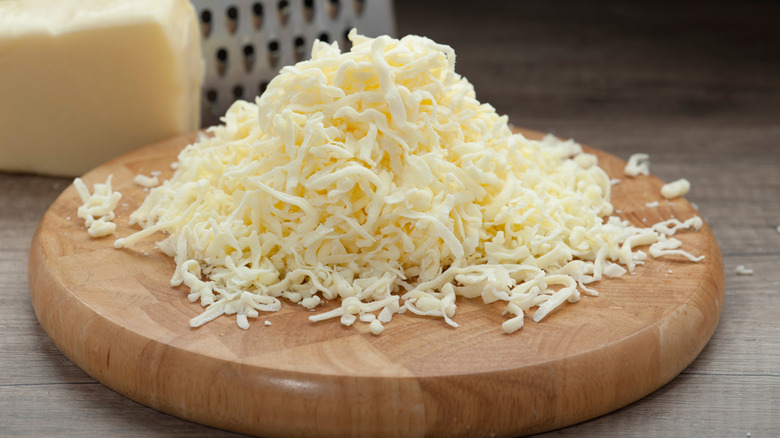 grated mozzarella cheese