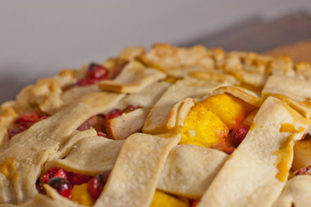 Spiced Peach Pie 