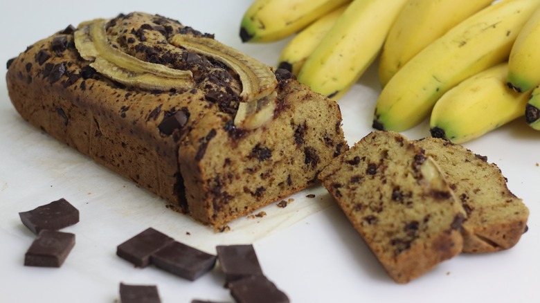 Banana bread with chocolate chips