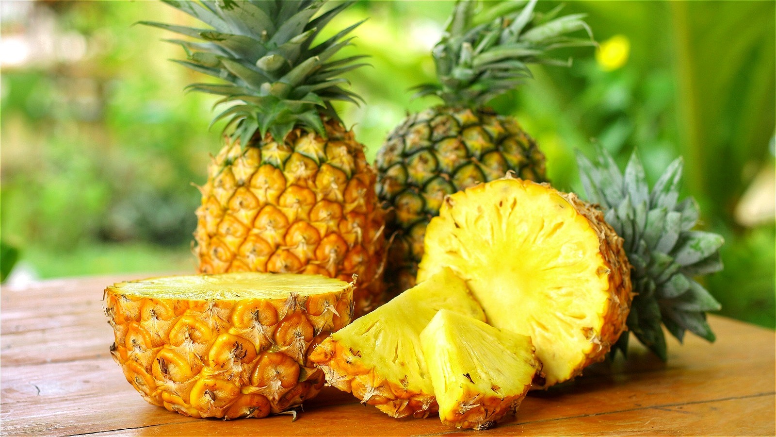 the-hawaiian-pineapple-variety-that-won-t-irritate-your-tongue