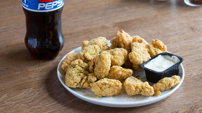 Pizza Hut wings on plate