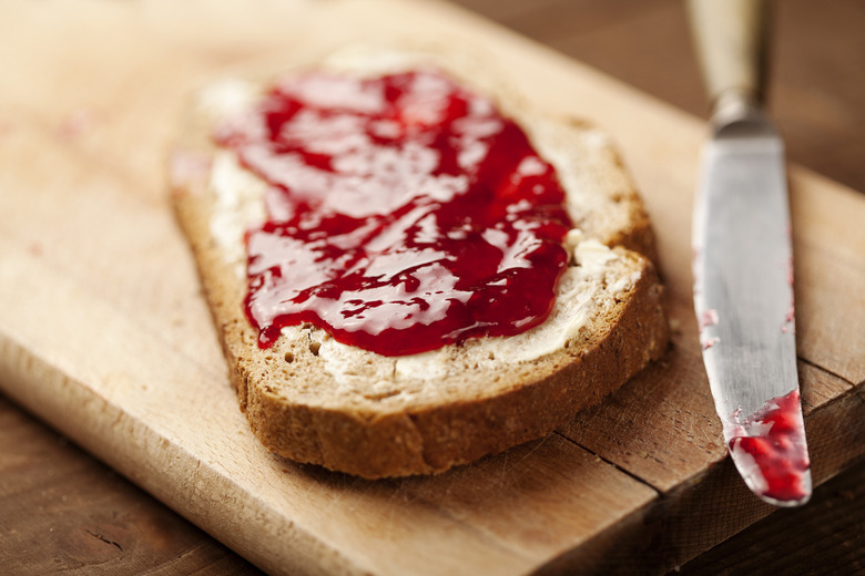 Reduced Sugar Strawberry Preserves