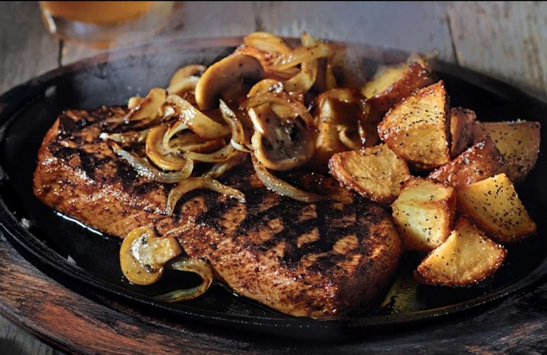 The Healthiest Menu Items at Applebee's