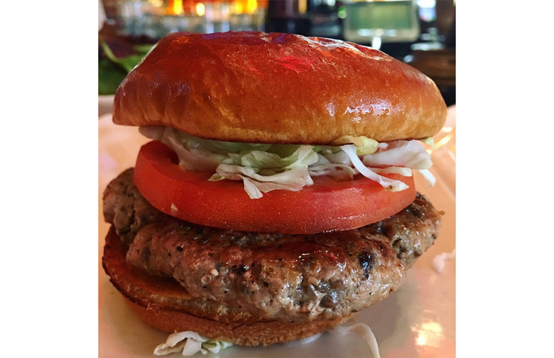 Skinnylicious Grilled Turkey Burger 