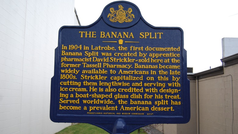 Historical marker of the banana split