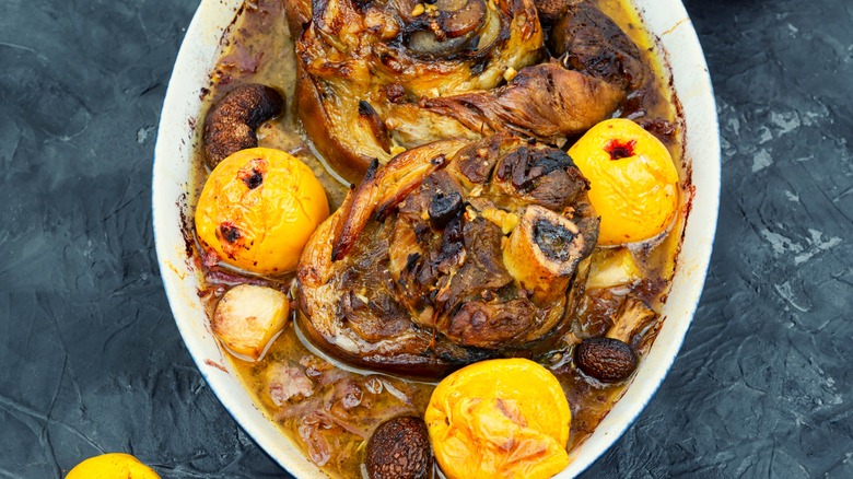 roman apple pork stew