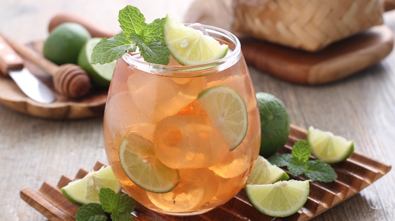 Best Lemonade with Iced Tea Cubes Recipe - How To Make Lemonade with Iced  Tea Cubes
