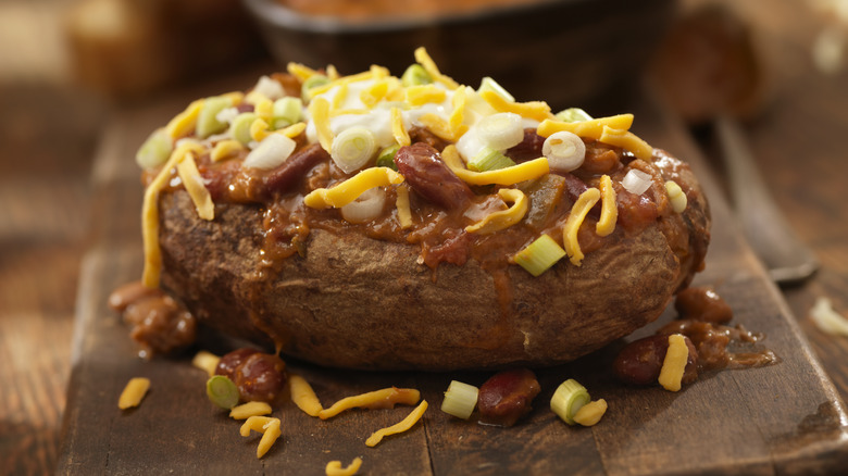 chili cheese baked potato