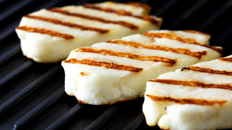 Grilled Halloumi patties