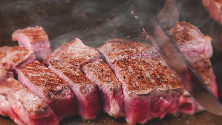 Steak teppanyaki on the grill