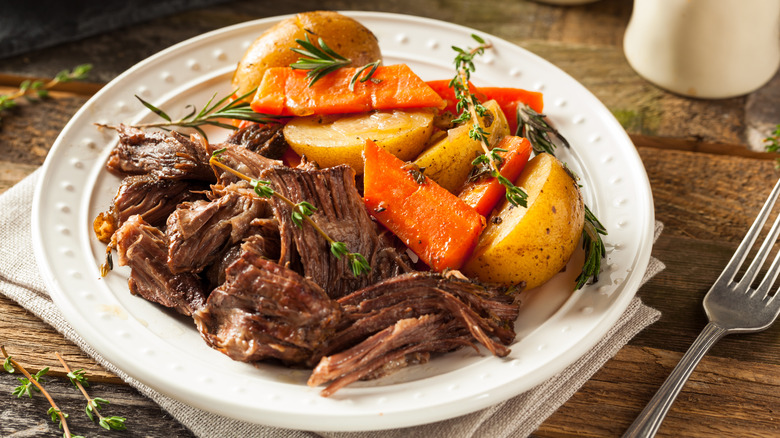 Slow cooker pot roast