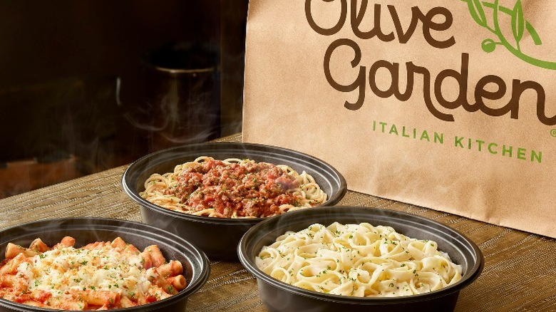 Olive Garden take-out bowls