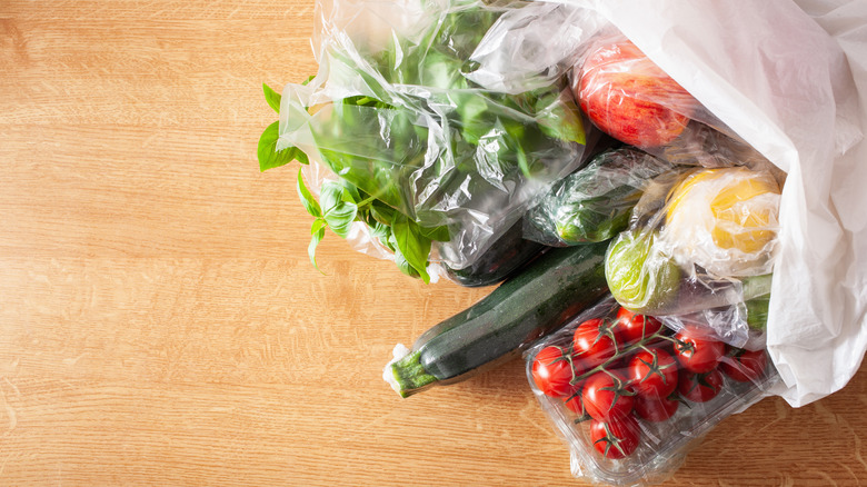 Produce in a plastic single-use bag