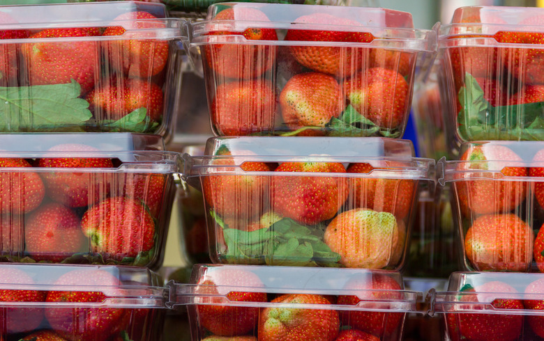 Produce in plastic containers 