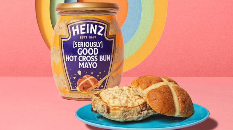 Heinz hot cross buns mayo